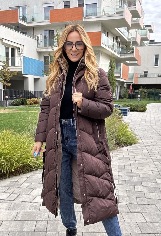 New Reby mogyoró barna – Hosszított steppelt női kabát – Innova Fashion